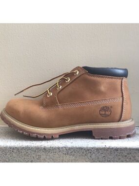 Timberland Wheat Brown Nubuck Women's Chukka Boot